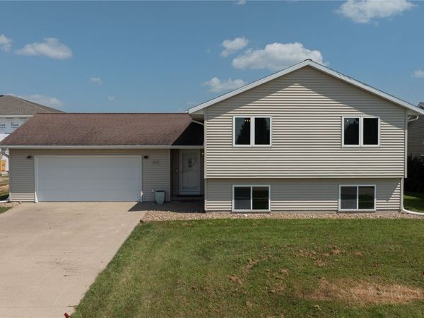 620 N Perkins Street , Lone Tree, IA 52755
