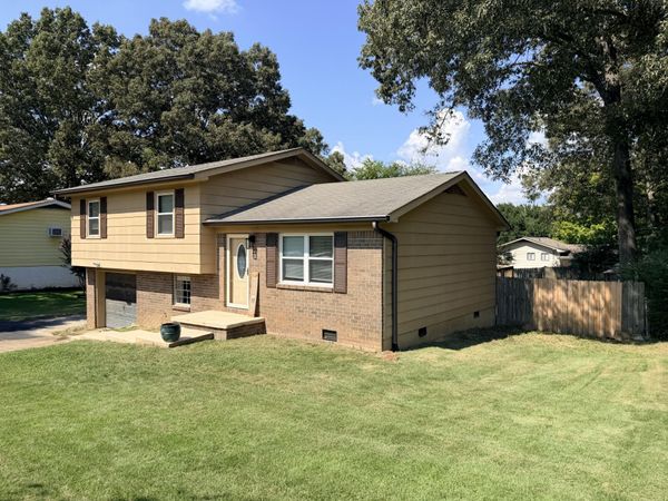 1627 Roberson Road, Unit 24, Hixson, TN 37343
