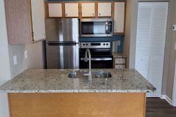 417 Tree Top Ct.  photo 4