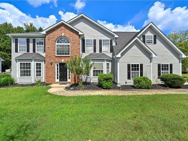 4201 Ash Tree Street , Snellville, GA 30039