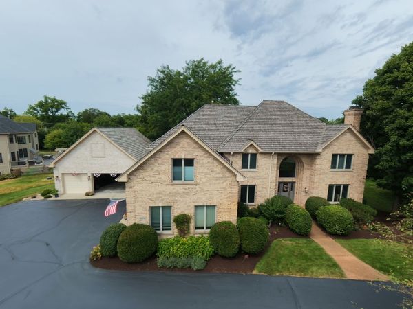 28278 Gray Barn Lane , Lake Barrington, IL 60010