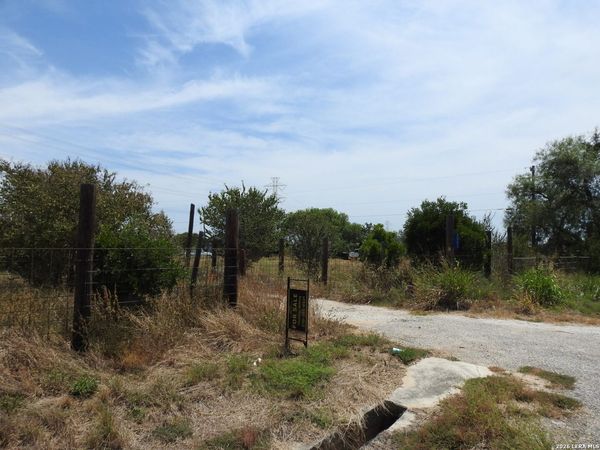 3551 Fm 775, Seguin, TX 78155
