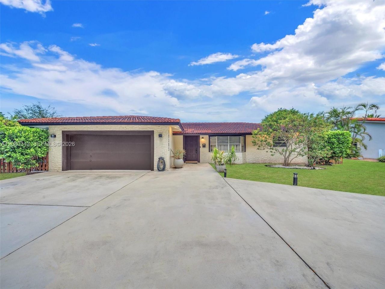 10305 NW 42nd Dr, Coral Springs, FL 33065 Photo