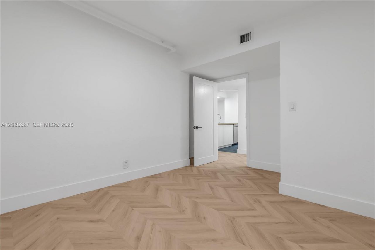 1717 N Bayshore Dr , Unit A-1541, Miami, FL 33132 Photo