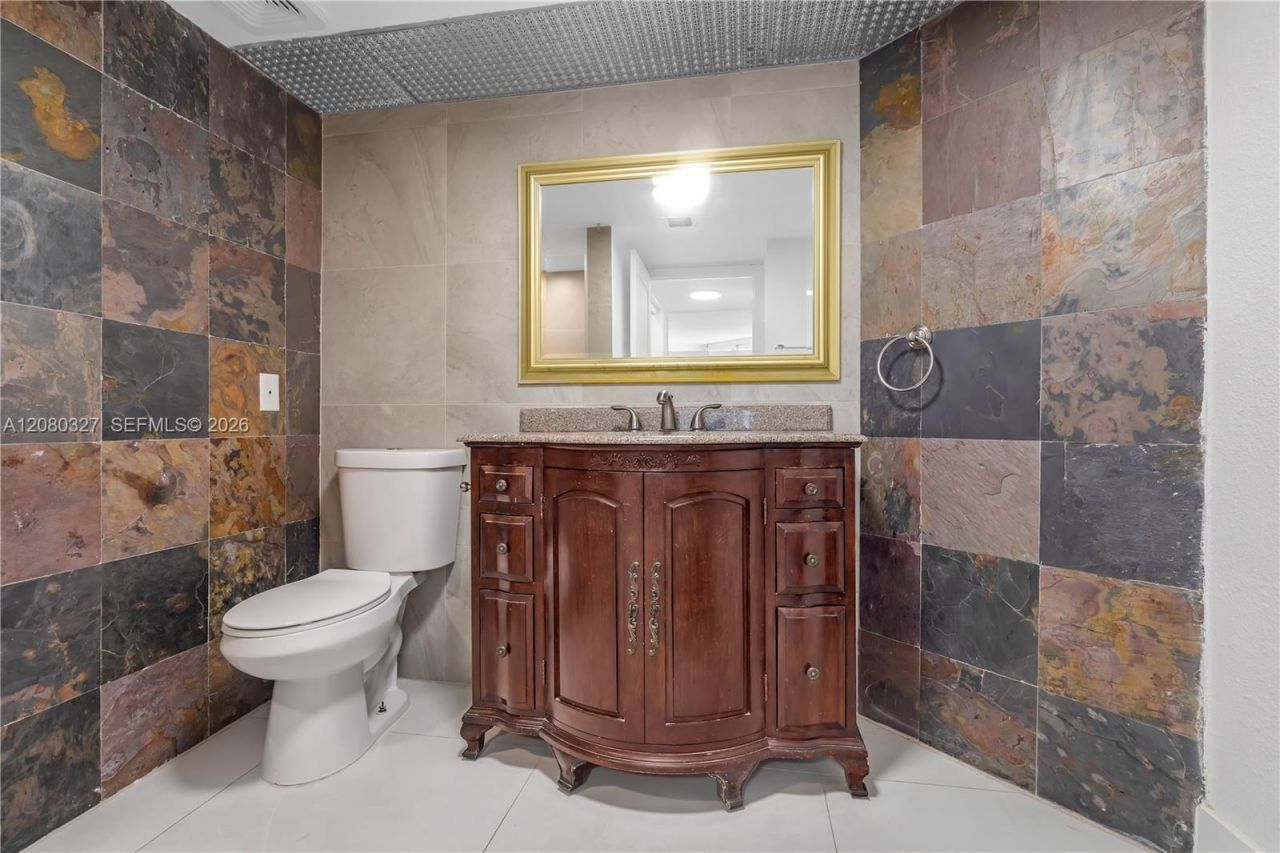 1717 N Bayshore Dr , Unit A-1541, Miami, FL 33132 Photo