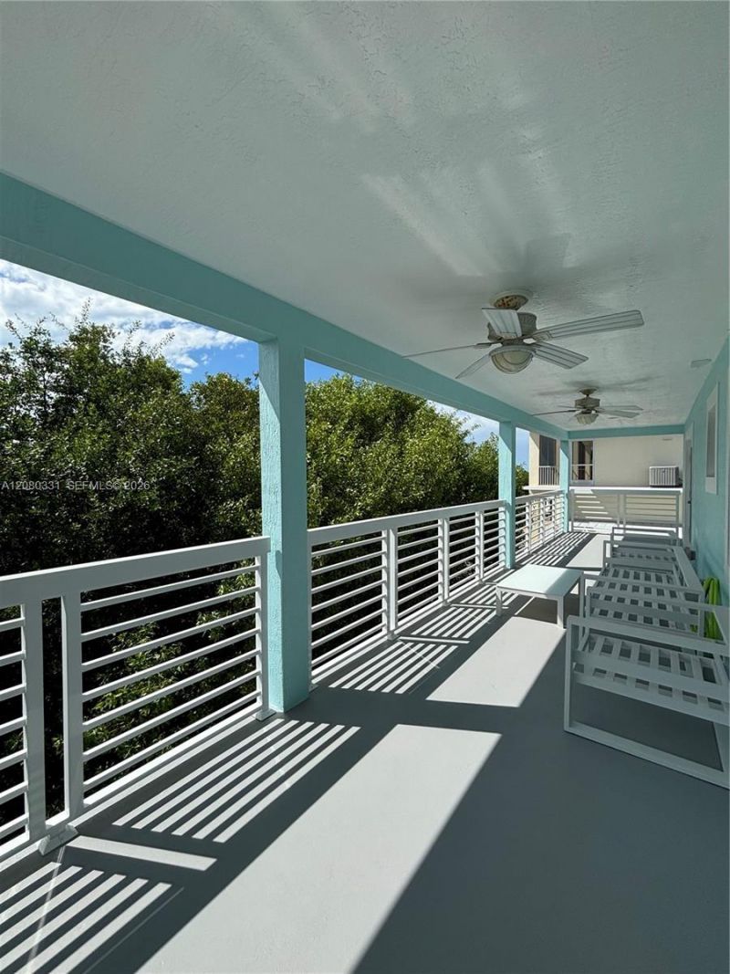 102 Venetian Dr, Islamorada, FL 33036 Photo