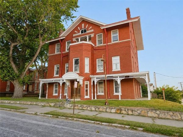 503 N 5th Street, St Joseph, MO 64501