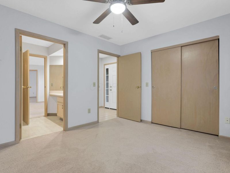 5800 Locbury Lane, Dublin, OH 43016 Photo 18