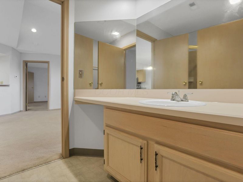 5800 Locbury Lane, Dublin, OH 43016 Photo 20