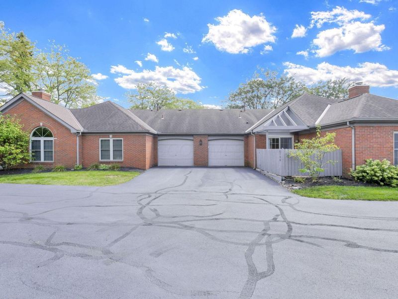 5800 Locbury Lane, Dublin, OH 43016 Photo 32