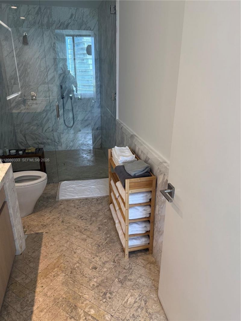 2831 S Bayshore Dr , Unit 1105, Miami, FL 33133 Photo