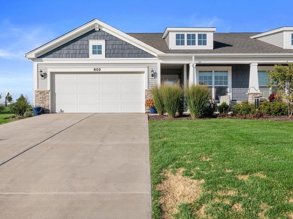 602 Cadence CIRCLE, Lake Geneva, WI 53147