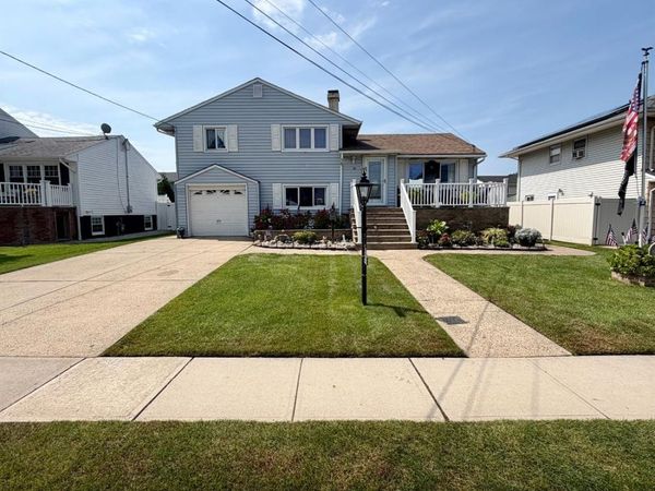 29 Capp Street, Carteret, NJ 07008