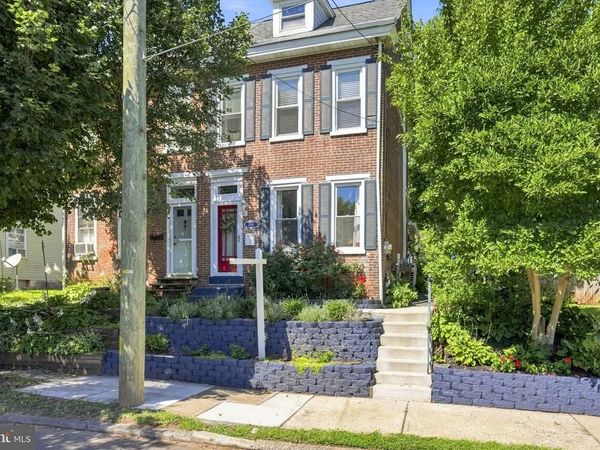 1069 SOUTH STREET, POTTSTOWN, PA 19464