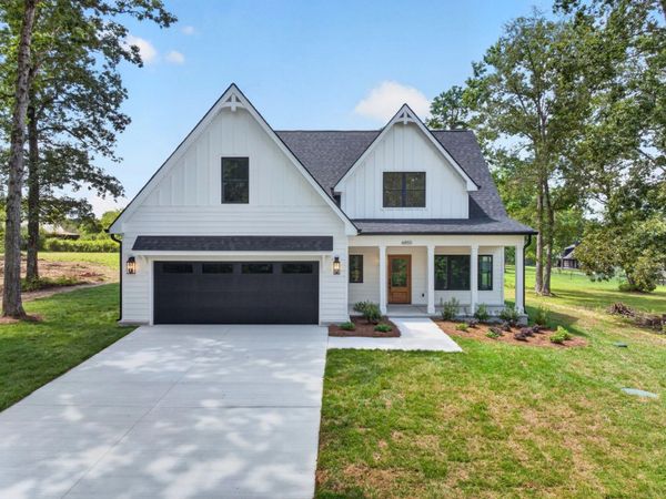 6855 Sawyer Road , Signal Mountain, TN 37377