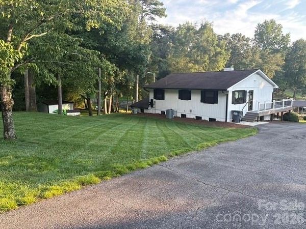 150 Shady Cove Drive, Troutman, NC 28166
