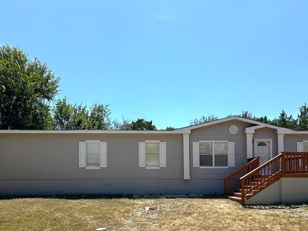 491 TEJAS TRL, Bandera, TX 78003