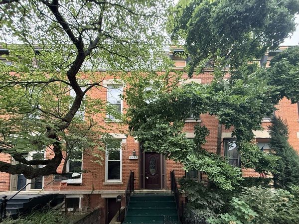 2127 W Bowler Street , Chicago, IL 60612