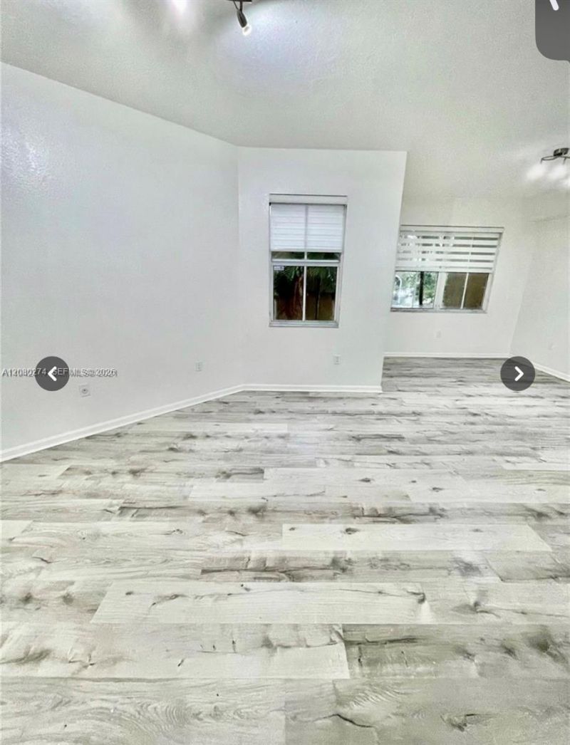 10902 NW 83 St , Unit 219, Doral, FL 33178 Photo
