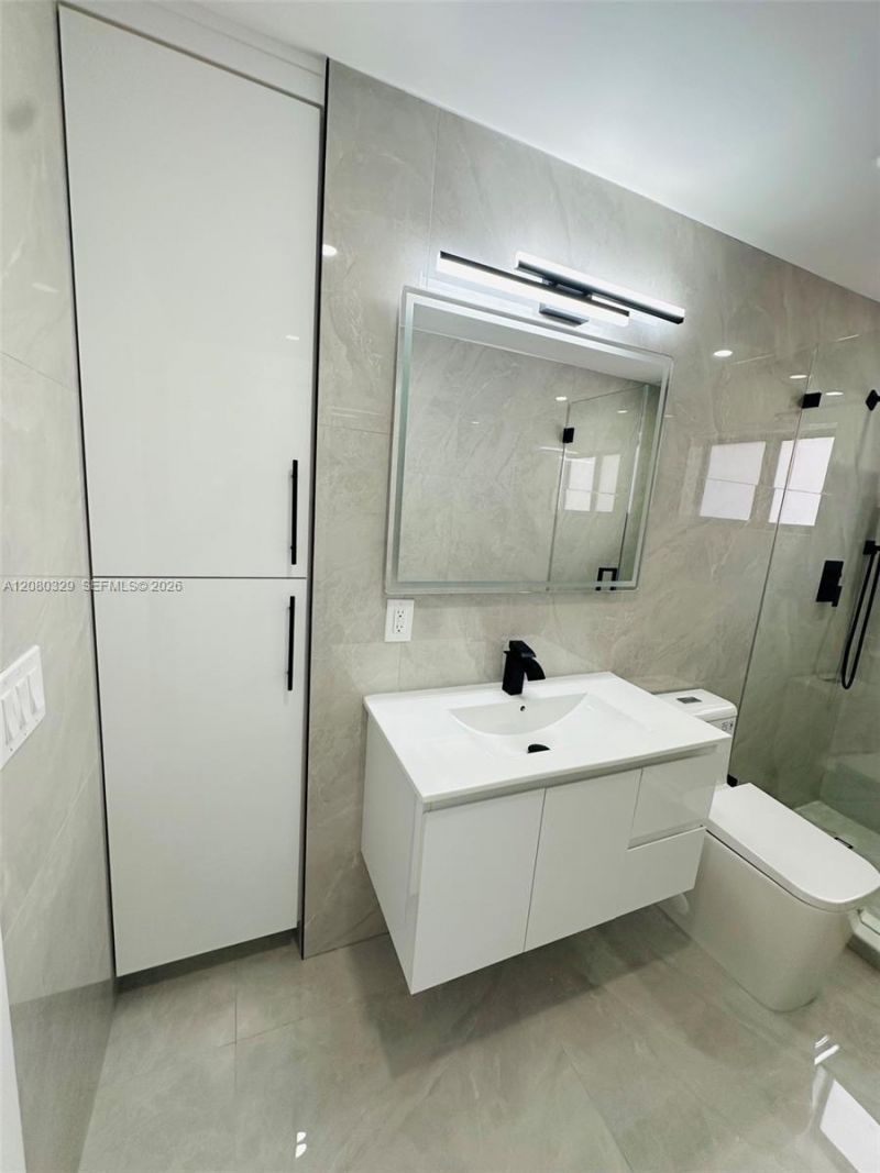 11870 SW 5th St , Unit 1, Miami, FL 33184 Photo