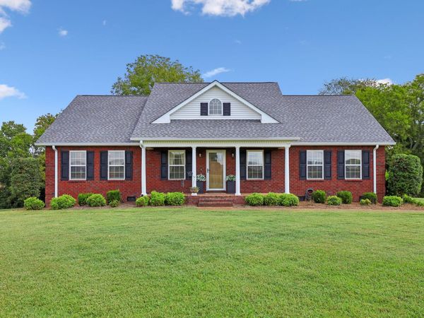 533 Rome Rd, Riddleton, TN 37151