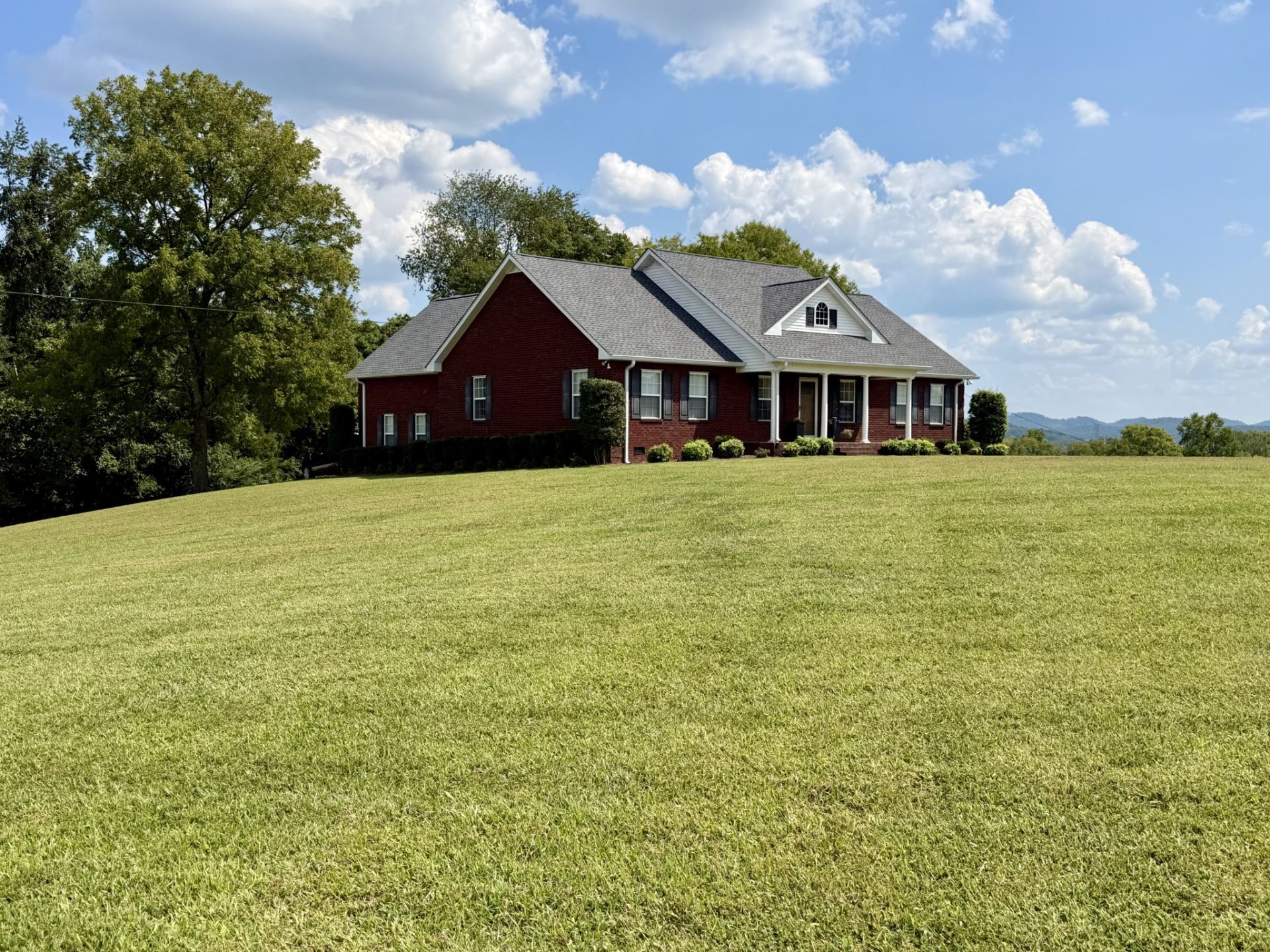 533 Rome Rd , Riddleton, TN 37151 Main Photo