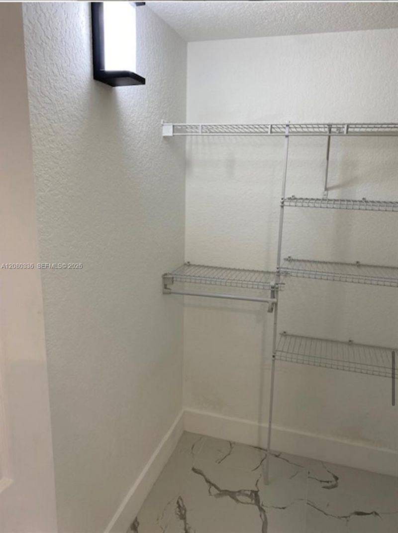 816 NW 11th St, Unit 902, Miami, FL 33136 Photo