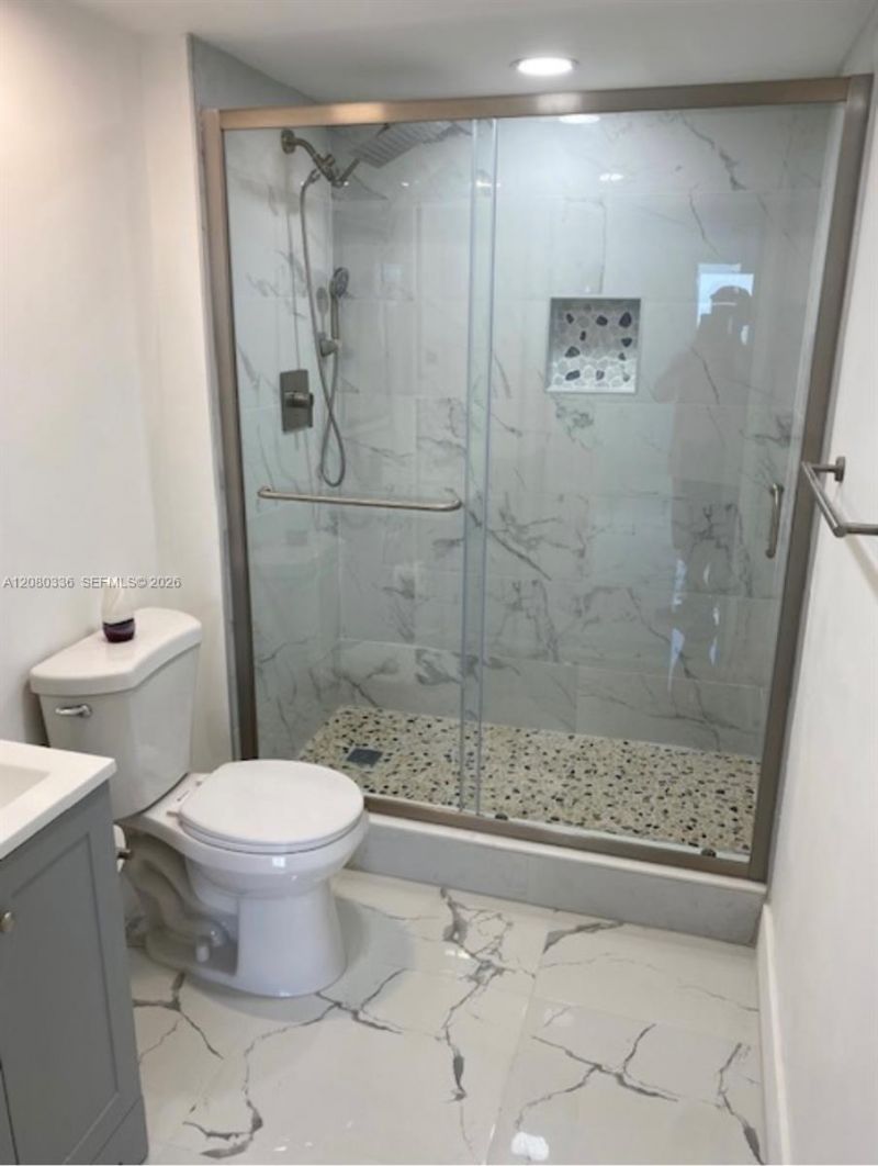816 NW 11th St, Unit 902, Miami, FL 33136 Photo