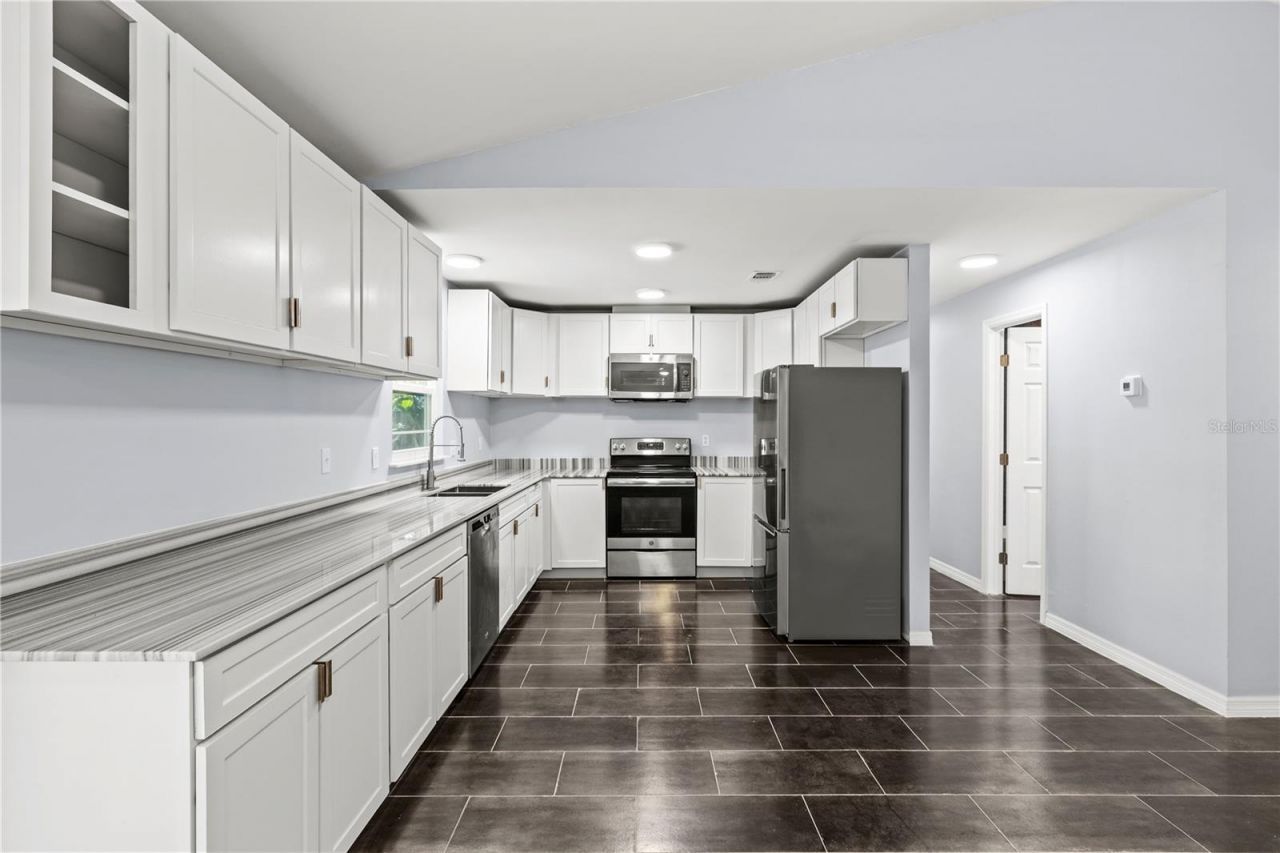 6617 Mauna Loa Boulevard, Sarasota, FL 34241 Photo