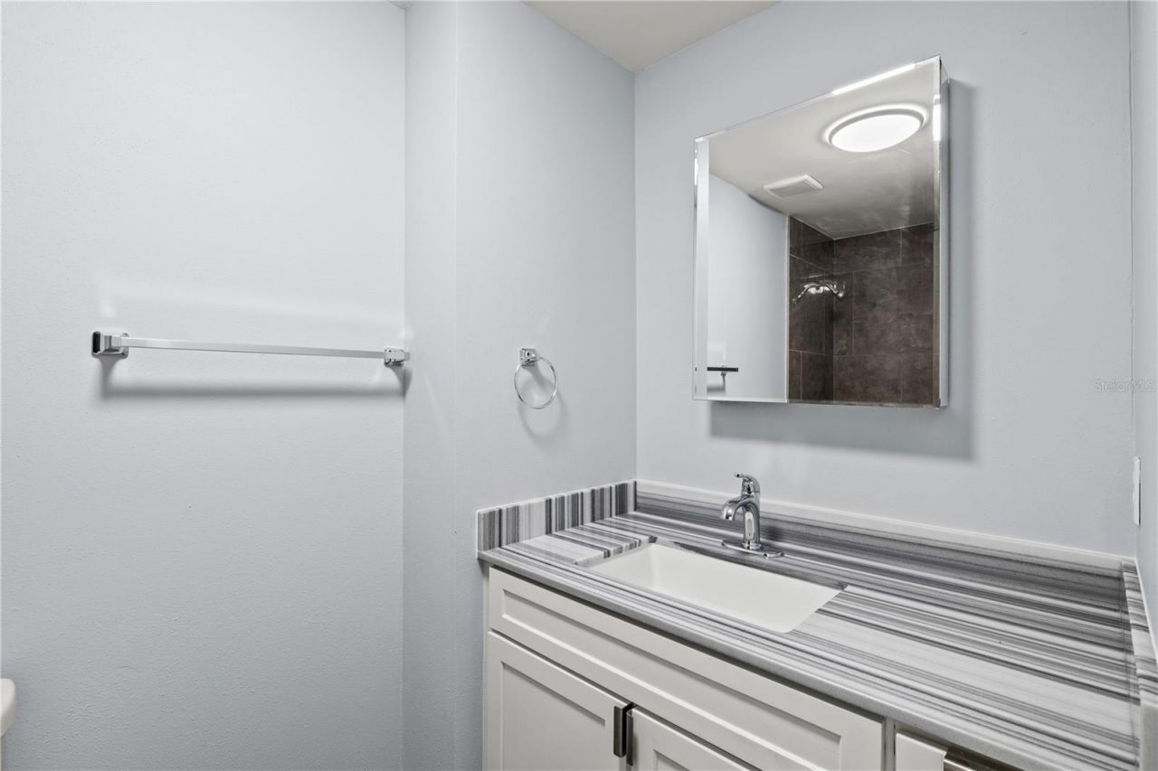 6617 Mauna Loa Boulevard, Sarasota, FL 34241 Photo
