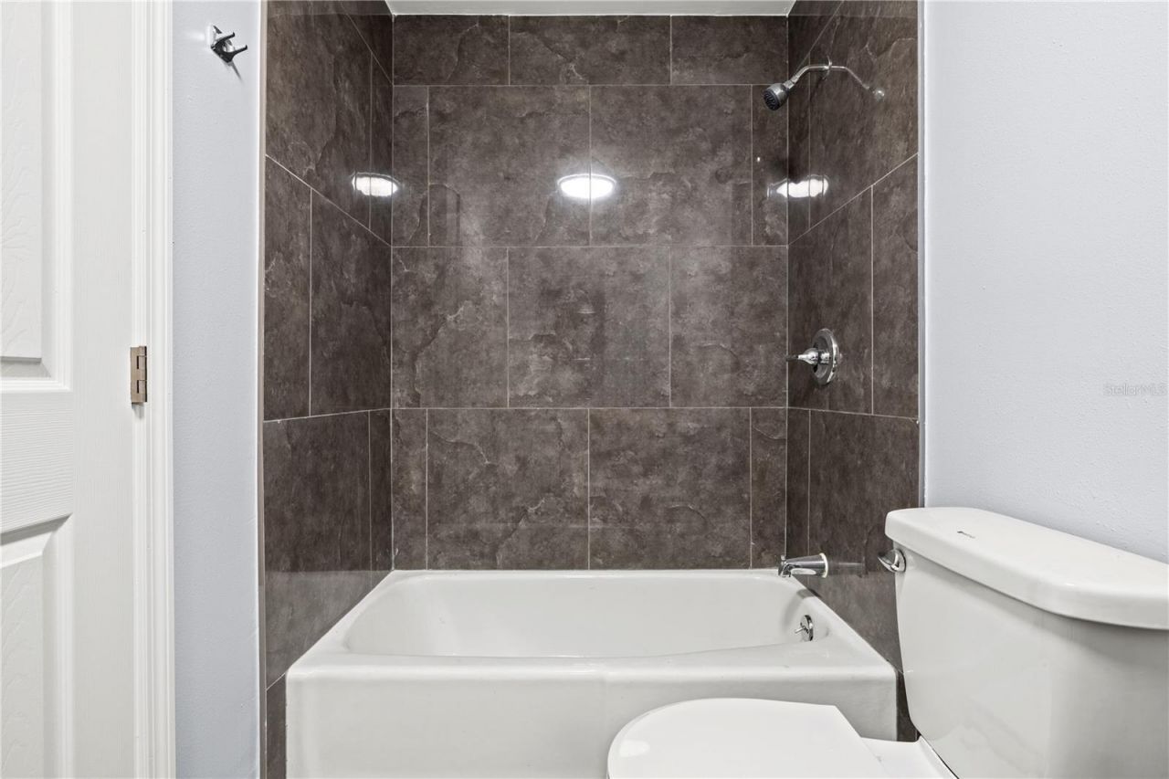 6617 Mauna Loa Boulevard, Sarasota, FL 34241 Photo