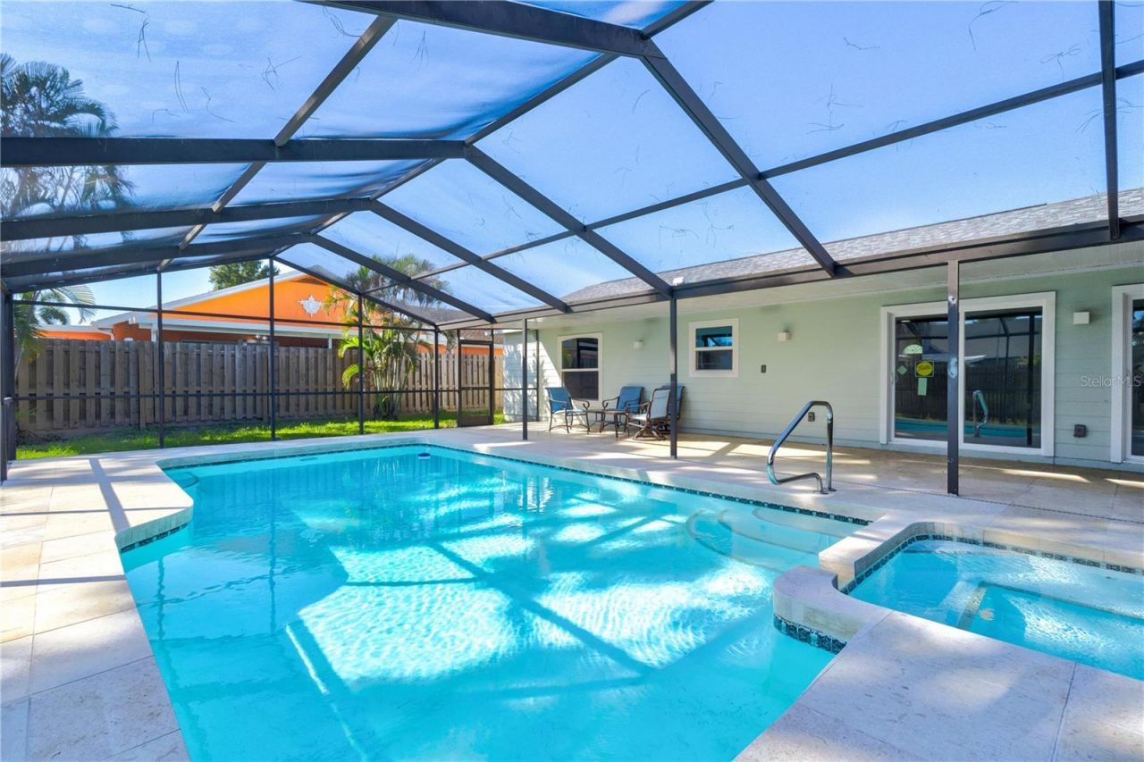 6617 Mauna Loa Boulevard, Sarasota, FL 34241 Photo