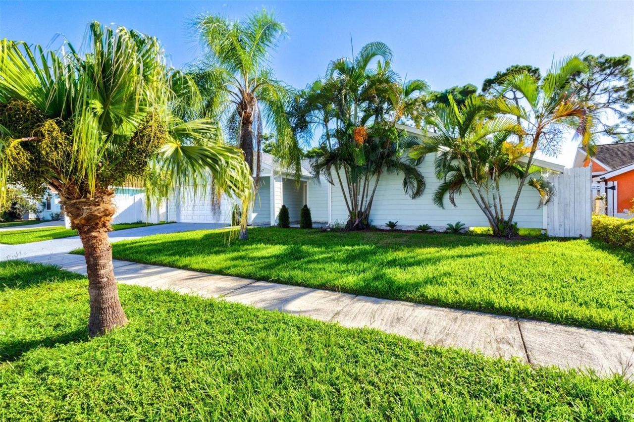 6617 Mauna Loa Boulevard, Sarasota, FL 34241 Photo