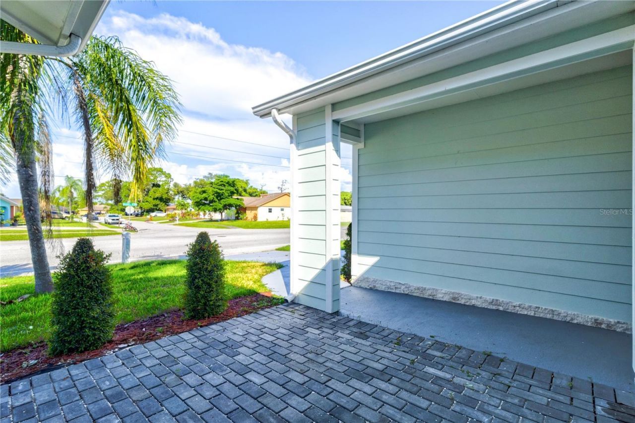 6617 Mauna Loa Boulevard, Sarasota, FL 34241 Photo
