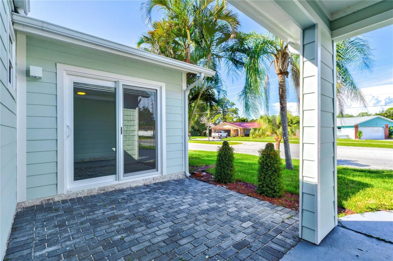 6617 Mauna Loa Boulevard, Sarasota, FL 34241 Photo