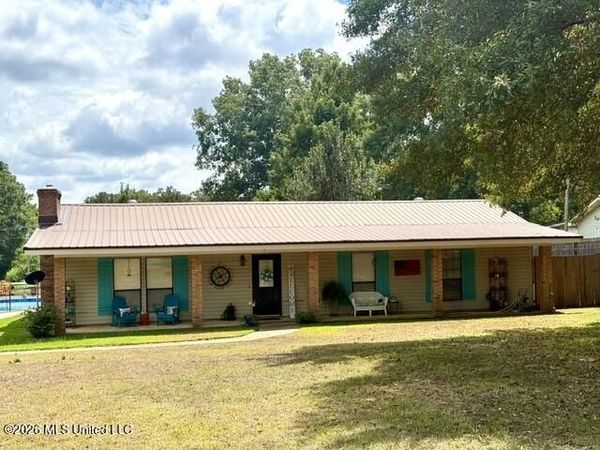 106 Oak Hill Drive, Florence, MS 39073