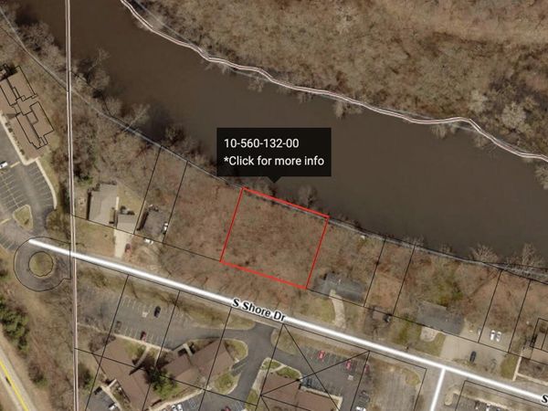 S Shore Drive, Battle Creek, MI 49014