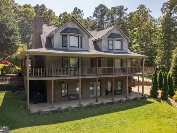 291 Youngs Mill Road, Kingston, GA 30145