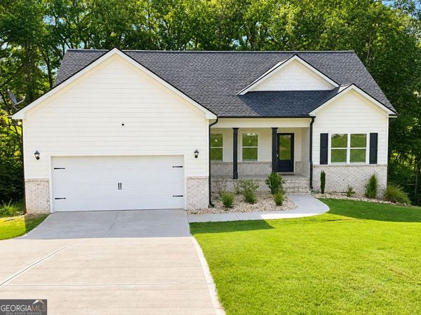 307 Tara Ct, Mansfield, GA 30055