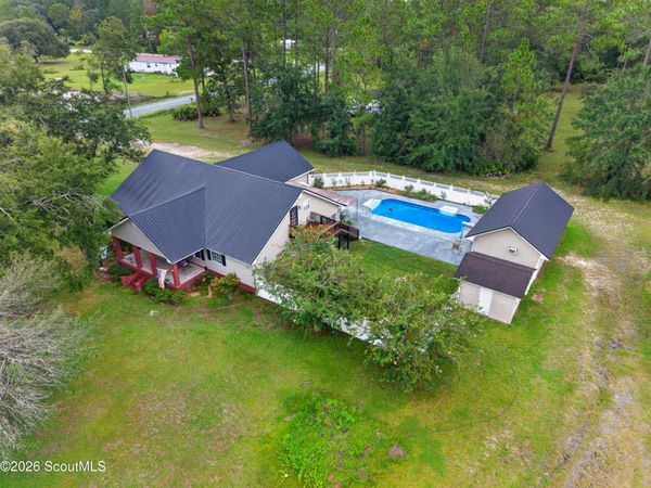 13182 121 Highway, Hoboken, GA 31542