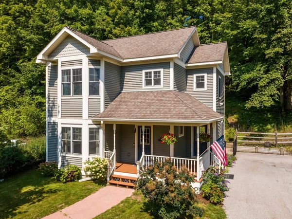 11140 Main Street, Honor, MI 49640