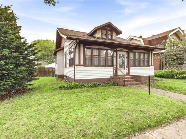 1007 8th STREET S, La Crosse, WI 54601