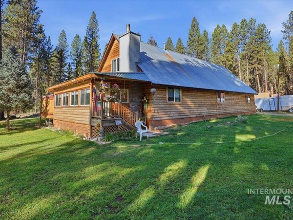 8 Marka, Centerville, ID 83631