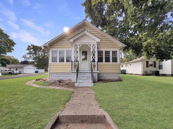 408 12th Avenue , Rock Falls, IL 61071