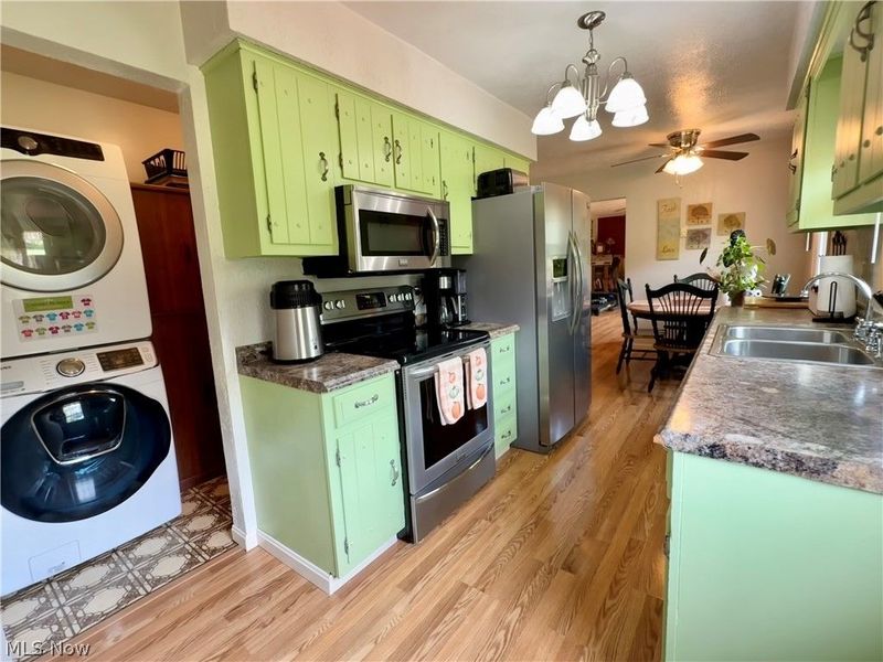 806 Geneva Street SW, Sugarcreek, OH 44681 Photo 10