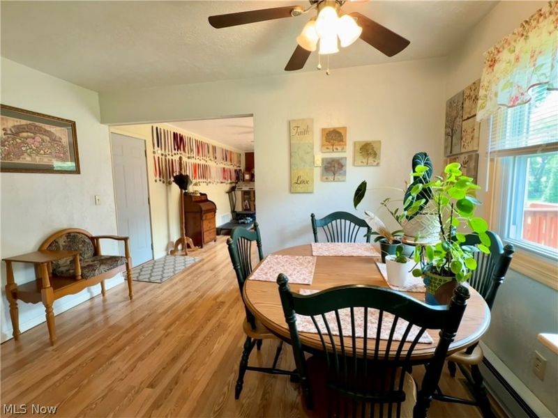 806 Geneva Street SW, Sugarcreek, OH 44681 Photo 7