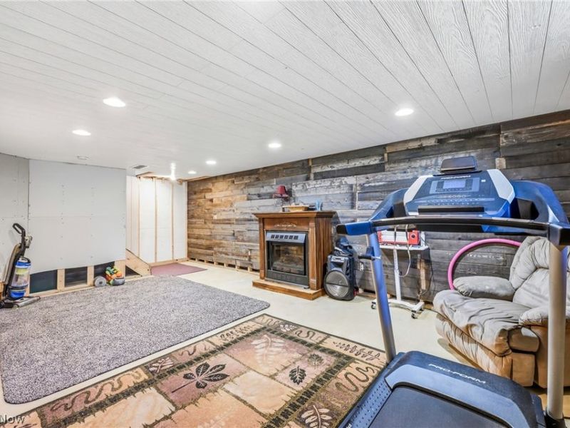 100 Laura Lane, Cortland, OH 44410 Photo 40