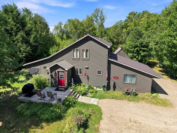 27 Lasselle Road , Burnham, ME 04922