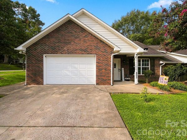 803 Whetstone Place SW, Conover, NC 28613