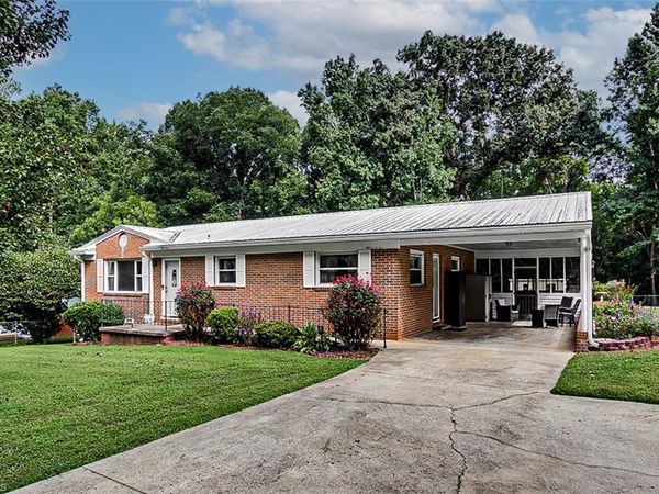 4667 Huntingwood Road, Ramseur, NC 27316